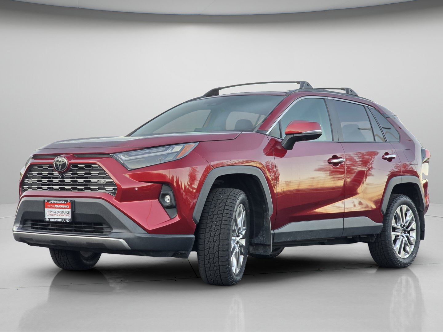 Used 2023 Toyota RAV4 Limited AWD/4WD image 24