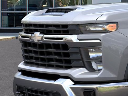 New 2026 Chevrolet Silverado 2500 LT AWD/4WD image 13