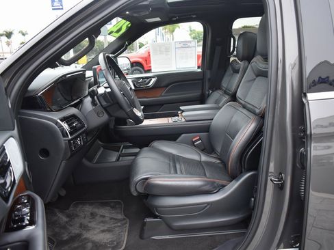 Used 2024 Lincoln Navigator Black Label image 26