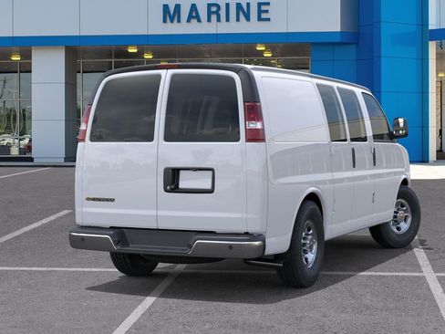 New 2026 Chevrolet Express 2500 w/ Driver Convenience Package RWD image 4