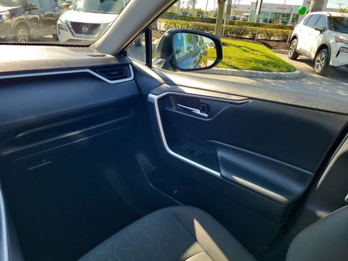 Used 2024 Toyota RAV4 XLE image 20