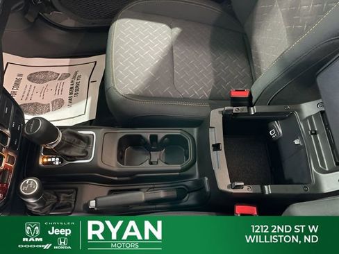 New 2026 Jeep Gladiator Mojave w/ Technology Group image 34