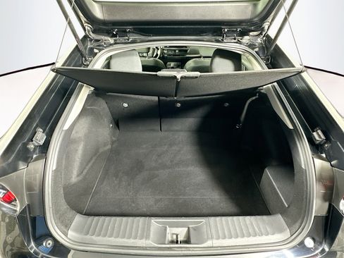 Used 2025 Toyota Prius LE image 27