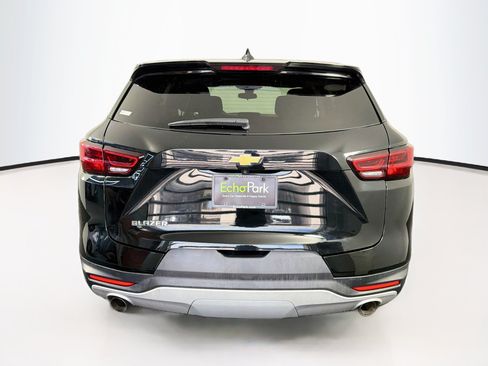 Used 2025 Chevrolet Blazer LT FWD image 7