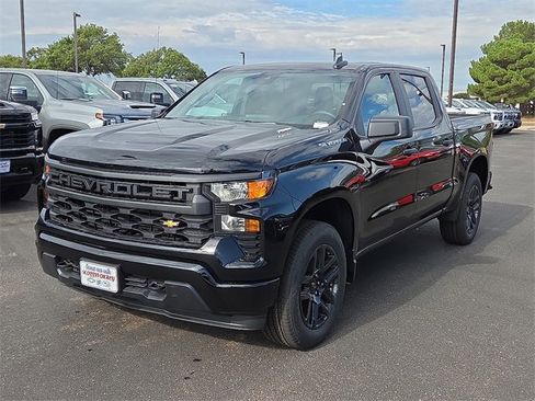 New 2026 Chevrolet Silverado 1500 Custom image 1