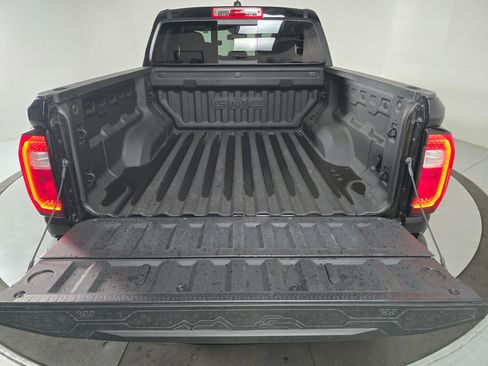 Used 2025 GMC Canyon AT4 w/ AT4X Package image 19