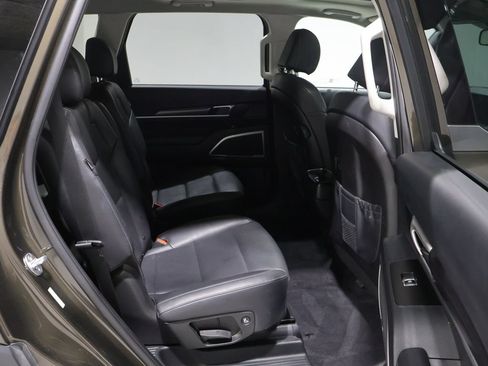 Used 2025 Kia Telluride S AWD/4WD image 23