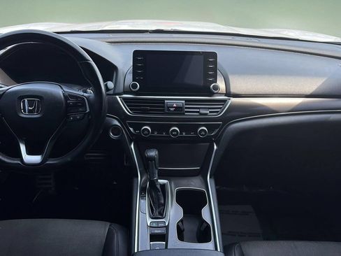 Used 2022 Honda Accord Sport image 4