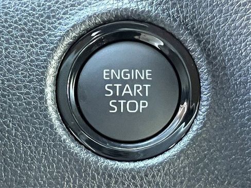 New 2026 Toyota Tundra SR image 18