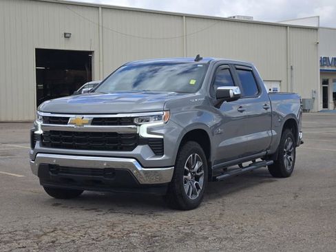 Used 2025 Chevrolet Silverado 1500 LT w/ Texas Edition Plus AWD/4WD image 3