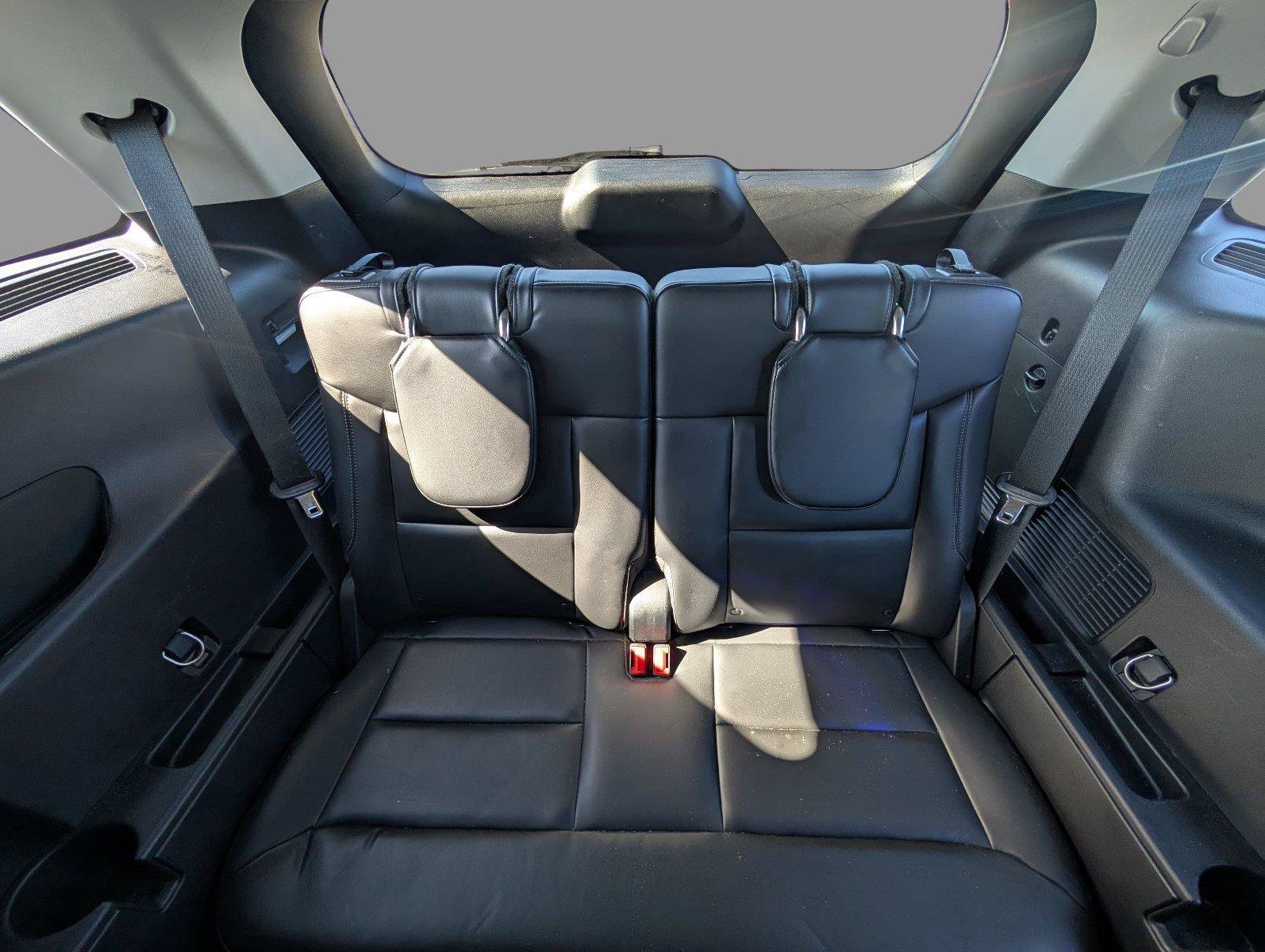Used 2021 Ford Explorer XLT w/ Equipment Group 202A RWD image 35