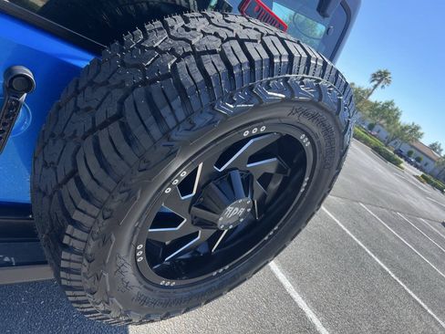 Used 2016 Jeep Wrangler Unlimited Sport w/ Quick Order Package 24S AWD/4WD image 2