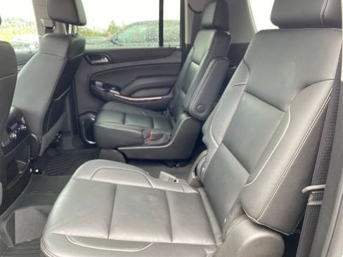 Used 2020 Chevrolet Suburban LT AWD/4WD image 29