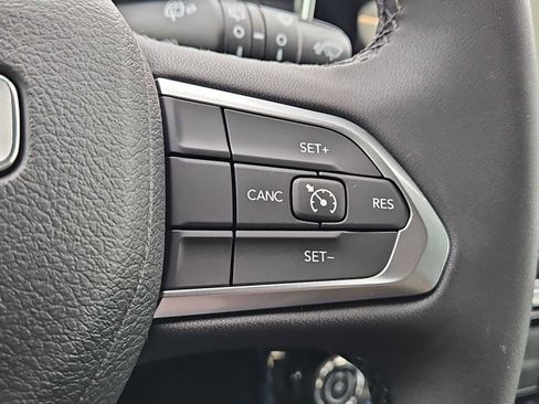 New 2026 Jeep Compass Latitude image 24