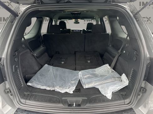 Used 2024 Dodge Durango R/T image 28