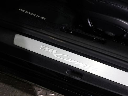 Used 2022 Porsche 911 Carrera RWD image 27
