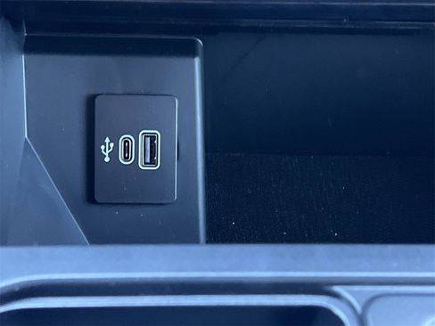 New 2025 Ford F150 Lariat w/ Equipment Group 501A Mid image 11