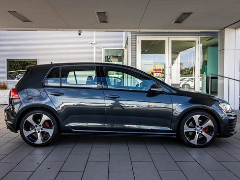 Used 2015 Volkswagen GTI Autobahn image 20