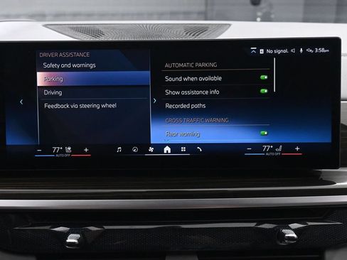 Used 2024 BMW X7 xDrive40i w/ Premium Package AWD/4WD image 45