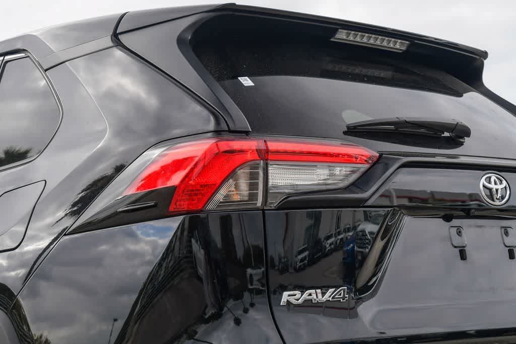 Used 2025 Toyota RAV4 LE FWD image 7