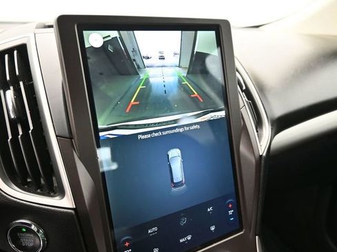 Used 2021 Ford Edge SE image 34