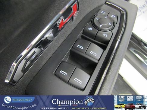 Used 2025 GMC Sierra 1500 AT4 w/ AT4 Premium Package AWD/4WD image 31