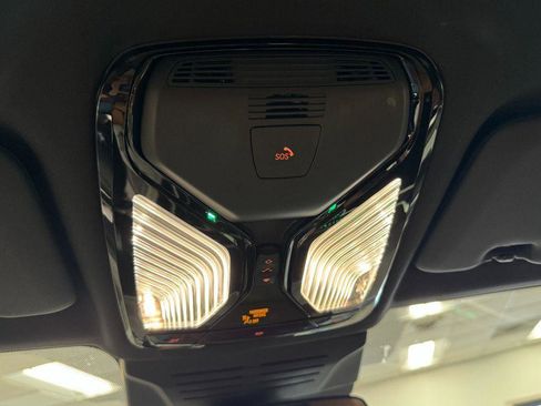 Used 2026 BMW X5 xDrive40i image 11