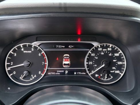 Certified 2024 Nissan Rogue SV image 16