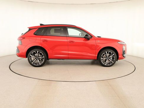 New 2026 Audi Q3 quattro 2.0T AWD/4WD image 8