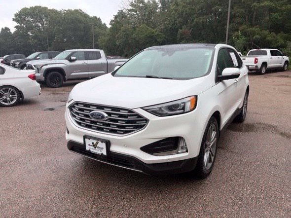 Used 2020 Ford Edge Titanium AWD/4WD image 2