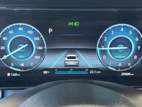 Used 2023 Hyundai Elantra SEL w/ Convenience Package FWD image 28