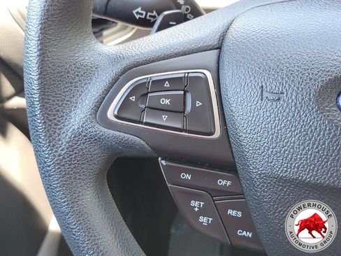 Used 2017 Ford Escape SE FWD image 27