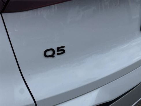 Used 2025 Audi Q5 Premium Plus AWD/4WD image 11