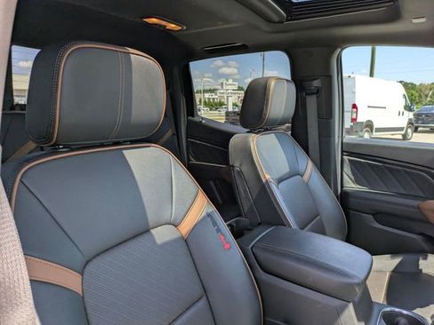 Used 2023 GMC Canyon AT4 w/ AT4 Premium Package AWD/4WD image 36