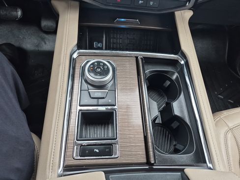 Certified 2023 Ford Expedition Limited image 33