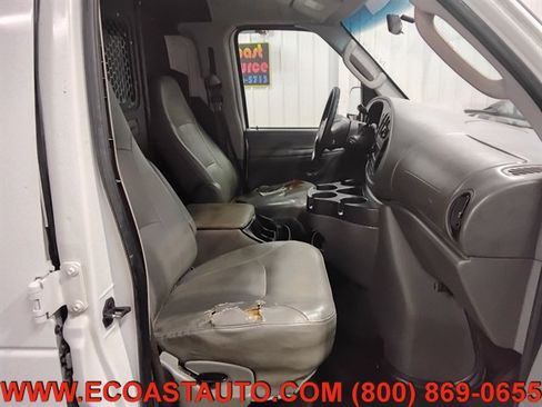 Used 2006 Ford E-150 and Econoline 150 RWD image 13