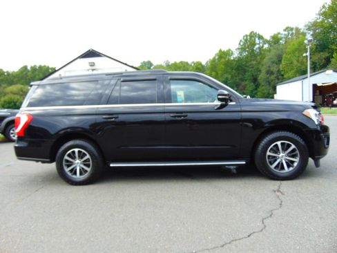 Used 2019 Ford Expedition Max XLT w/ Equipment Group 202A AWD/4WD image 44