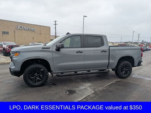 Used 2024 Chevrolet Silverado 1500 Custom Trail Boss w/ LPO, Dark Essentials Package image 4