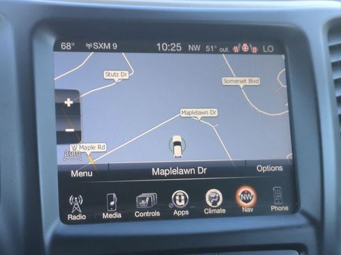 Used 2016 Jeep Cherokee Limited AWD/4WD image 27
