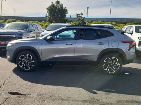 New 2026 Chevrolet Trax RS w/ Driver Confidence Package image 23