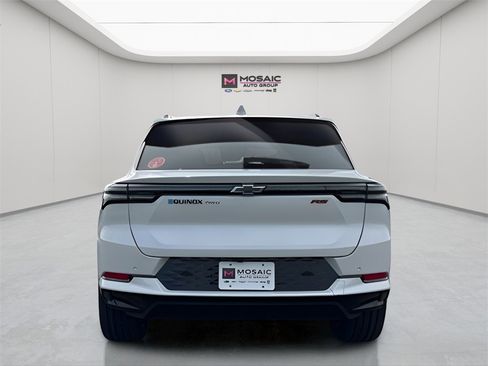New 2025 Chevrolet Equinox EV RS image 6