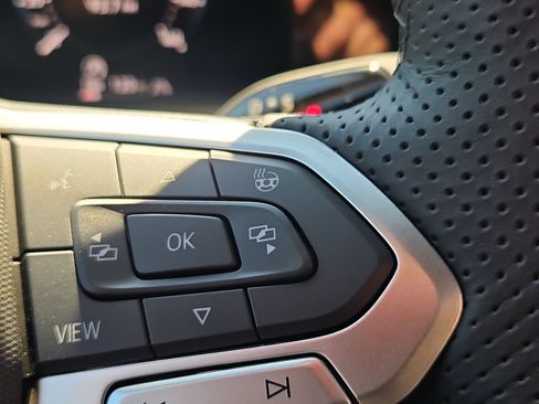 New 2026 Volkswagen Tiguan SEL R-Line AWD/4WD image 16