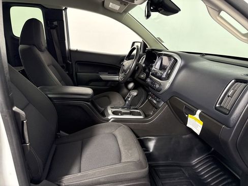 Used 2022 Chevrolet Colorado LT w/ Fleet Safety Package image 16