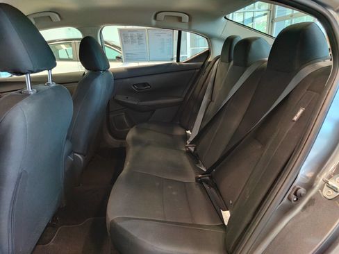 Used 2025 Nissan Sentra S FWD image 11