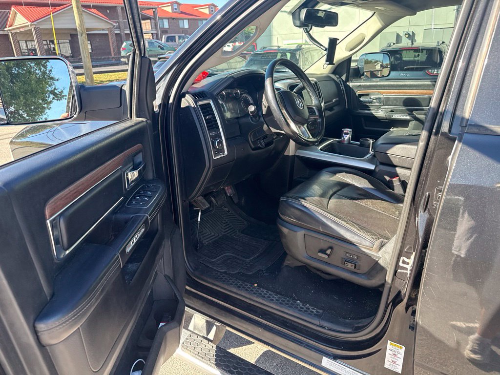 Used 2018 RAM 3500 Laramie AWD/4WD image 5