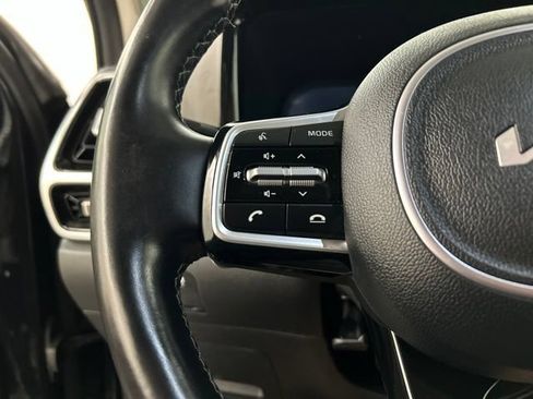 Used 2023 Kia Sorento SX Prestige AWD/4WD image 9