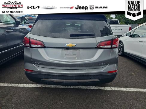 Used 2024 Chevrolet Equinox LT AWD/4WD image 14