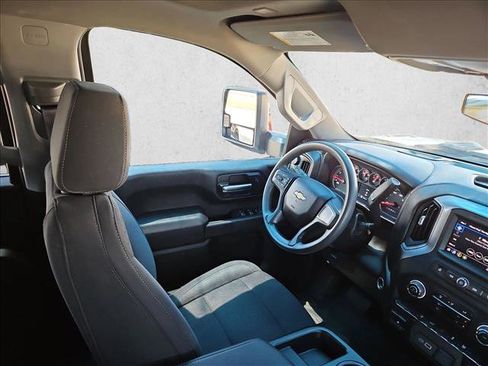 Certified 2024 Chevrolet Silverado 2500 Custom w/ Custom Convenience Package AWD/4WD image 2