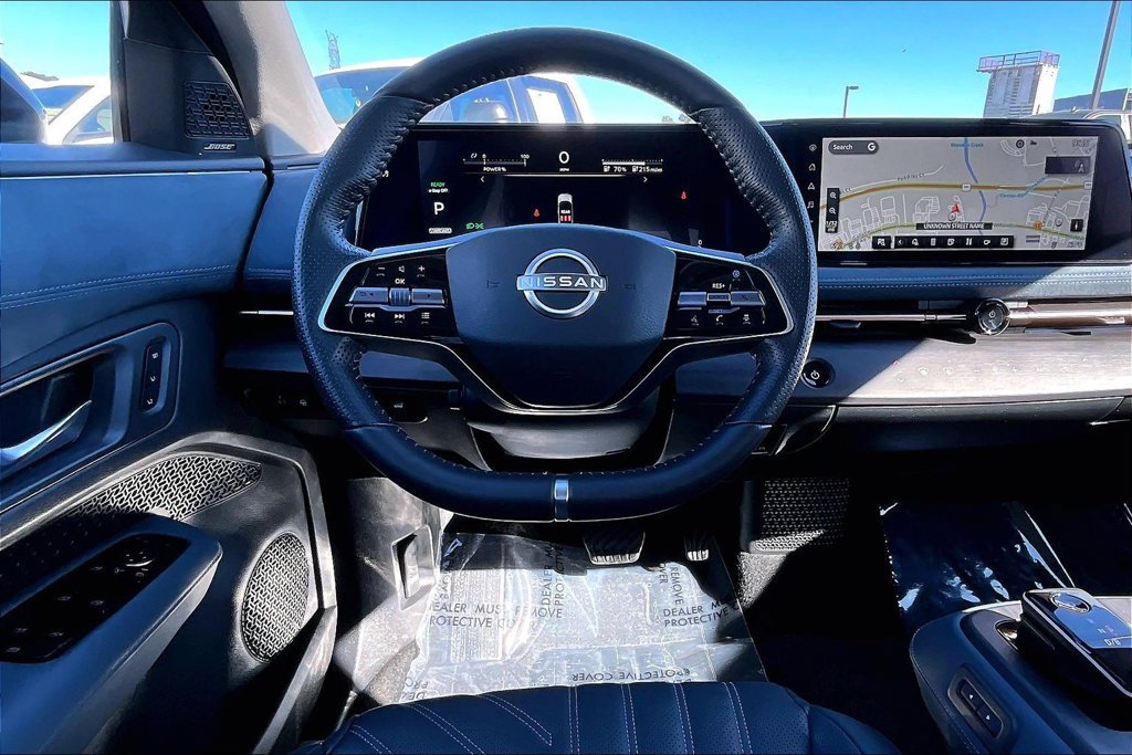 Used 2023 Nissan Ariya AWD/4WD image 10
