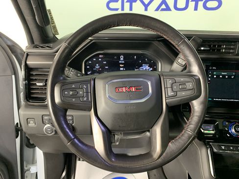 Used 2024 GMC Sierra 2500 AT4X AWD/4WD image 19